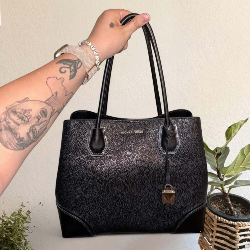 Michael Kors Mercer Pebbled Leather Tote Black